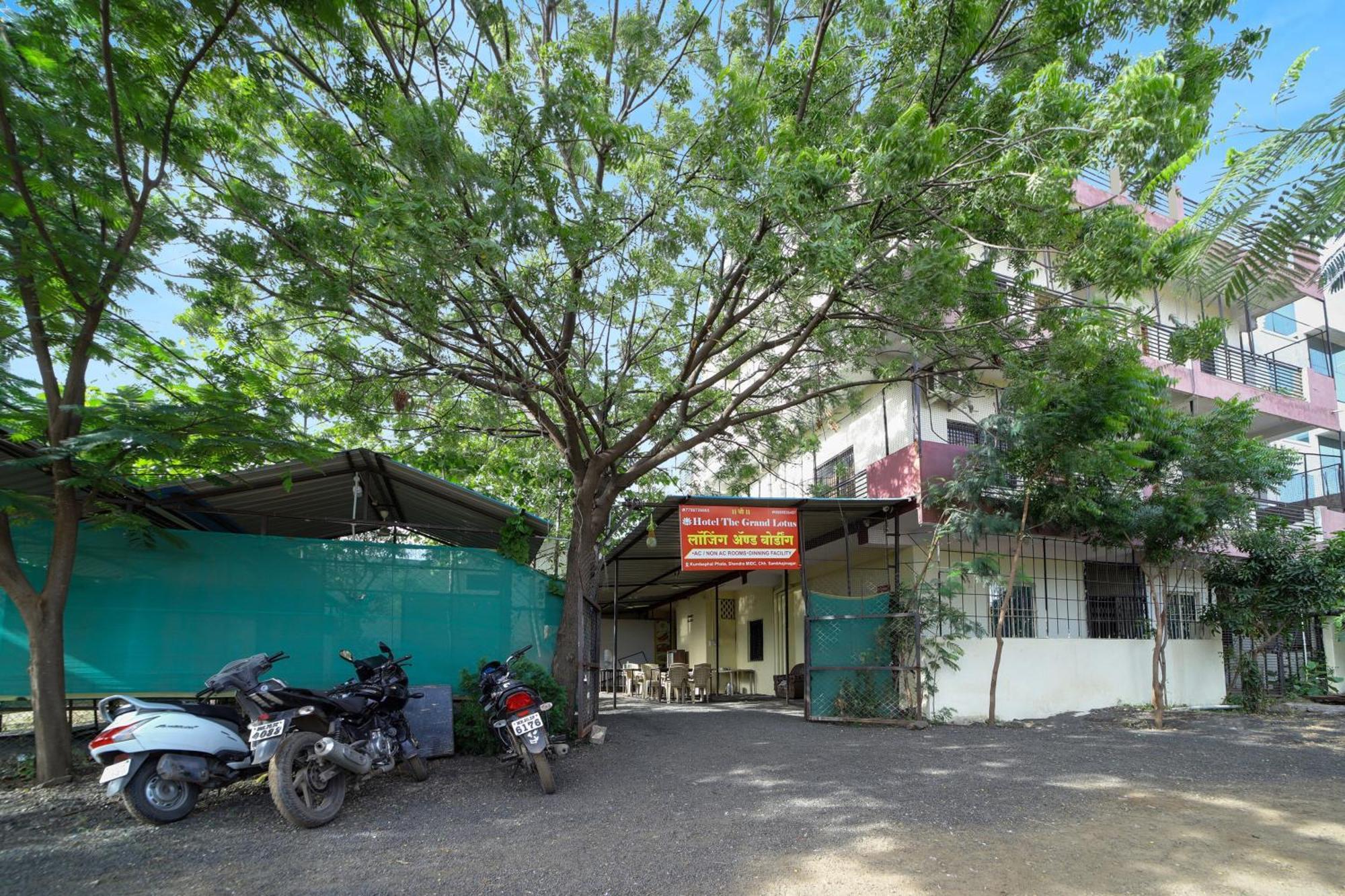 Oyo Flagship Hotel The Grand Lotus Aurangabad  Exterior photo